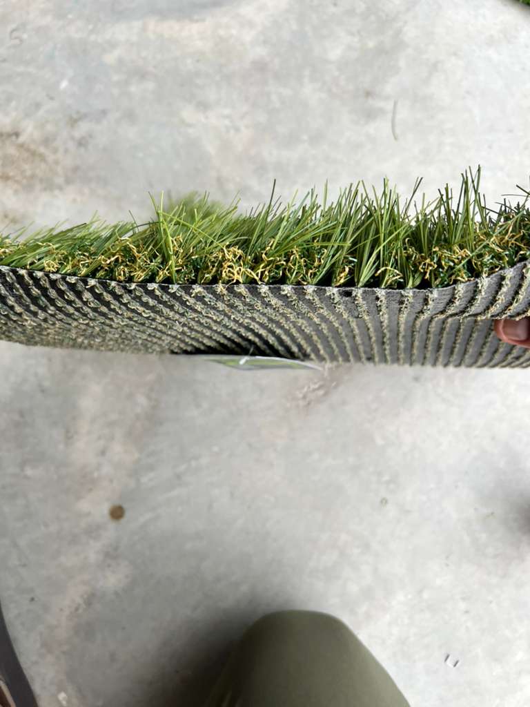 Coastal Blend Pro turf side profile