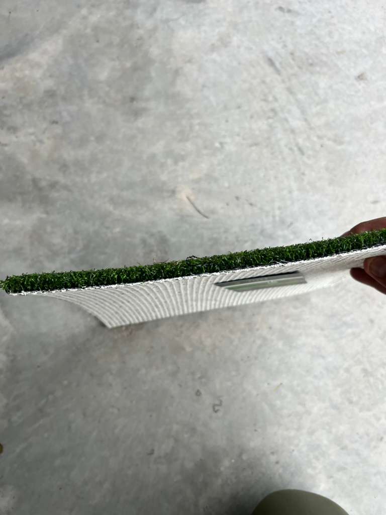 Tour Platinum putting green turf side profile