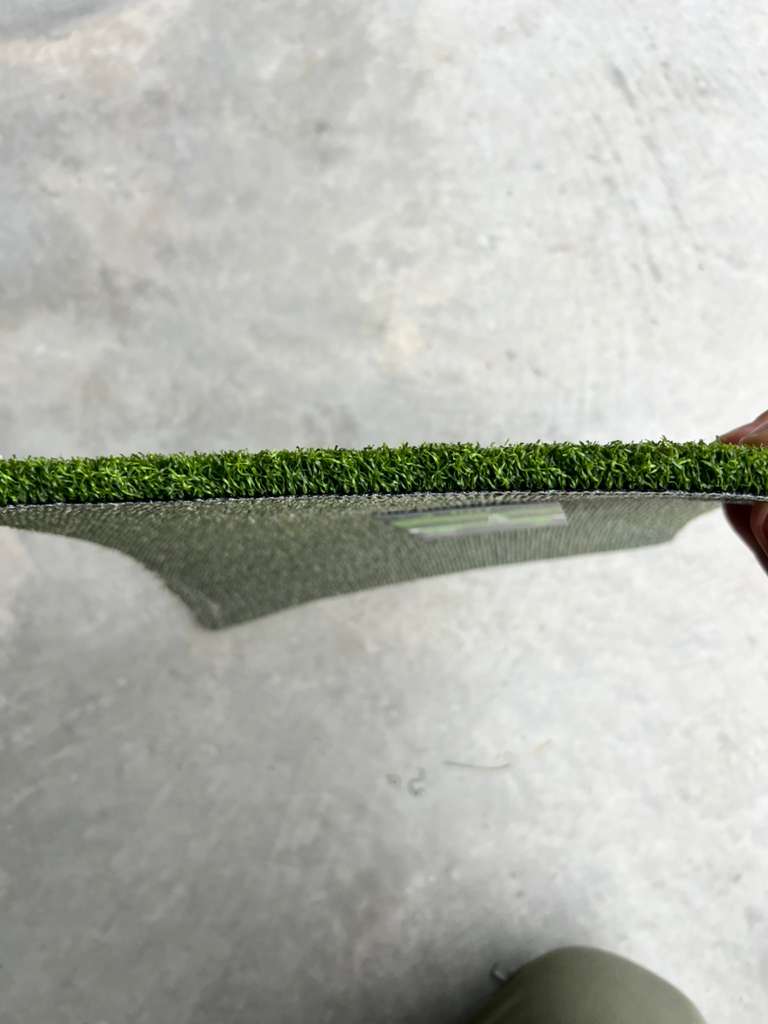 Tour Pro putting green turf side profile