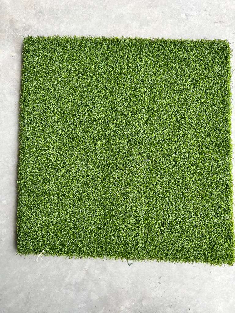 Tour Pro putting green turf top view